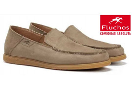 MOCASIN PIEL NOBUCK TAUPE, PLANTILLA EXTRAIBLE PISO GOMA