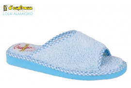 1401 D´ESPINOSA. Zapatilla pala rizo celeste, piso microporoso