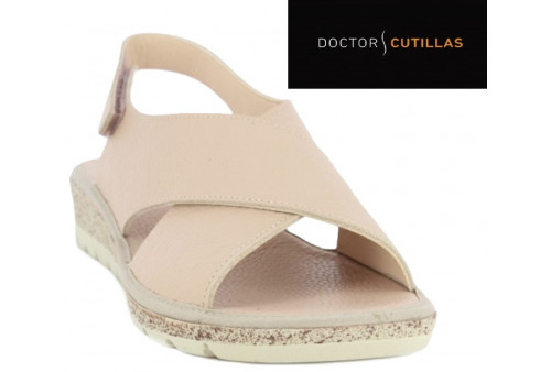 35310-cutillas-sandalia-cruzada-piel-pies-delicados-calzados-gaspar-valencia