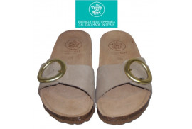 PALA NOBUK TAUPE, ADORNO HEBILLA,PISO CORCHO-MICRO, PLANTA PIEL GEL MEMORY FOAM