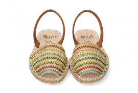 MENORQUINA RAFIA MULTICOLOR, PISO GOMA