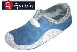 ZAPATILLA CERRADA FIELTRO MARINO COMBINADA GRIS, PISO GOMA