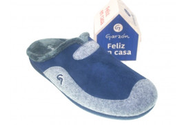 GARZON.CHINELA FIELTRO AZUL COMBINADA PIEZA GRIS PISO GOMA