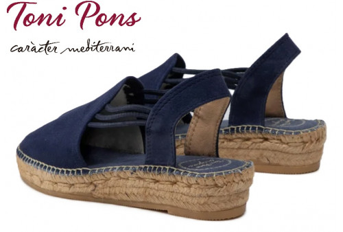 Nuria-Toni-Pons-mujer-marino-valenciana piel-nobuck -gaspar-centro
