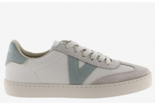 126184 Victoria Jade lateral