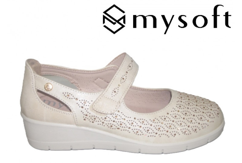 26M205-mercedes-beige-my-soft