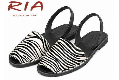 Par de menorquinas Ria cebra negro