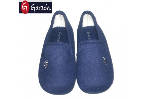 Detalle zapatilla Garzón piso goma flexible