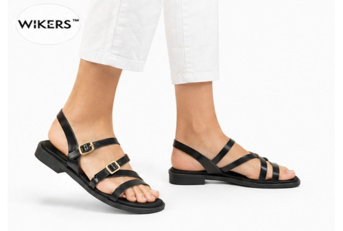 162836-negra-wikers-señora-gaspar
