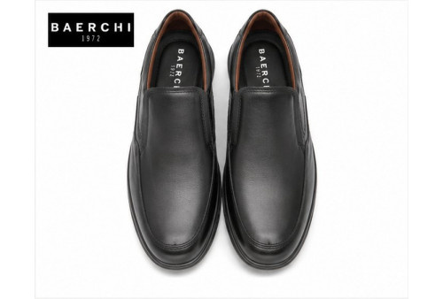 Detalle elásticos laterales mocasín Baerchi 1251 Dubai negro