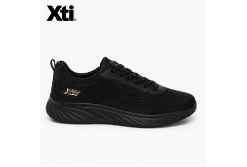 Deportivo Xti 146272 negro con cordones