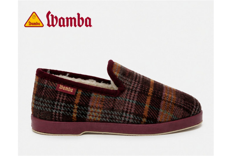 Wamba 202001 zapatilla cerrada en cuadros burdeos