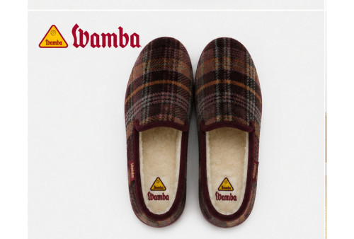 Wamba 202001 zapatilla cerrada en cuadros burdeos superior