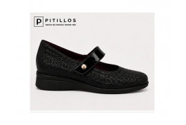 Mercedes Pitillos 11513 de mujer en negro perfil
