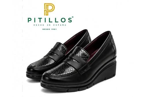 Mocasín Pitillos 11535 de mujer en piel negro par