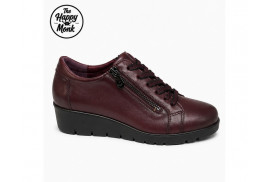 Carmina 003 The Happy Monk en piel napa burdeos cordones perfil
