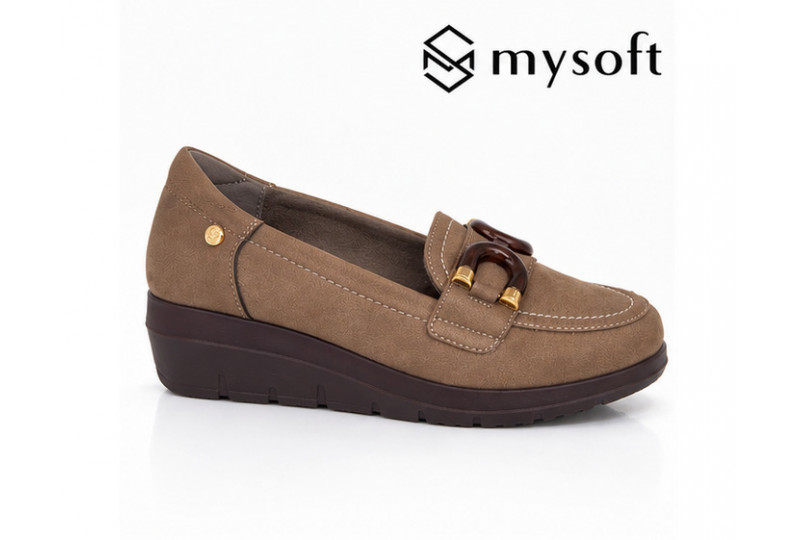 26M580 My soft. Mocasín taupe perfil