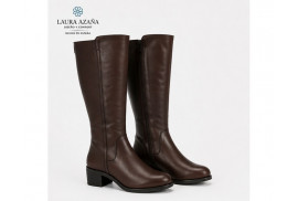 Bota Laura Azaña LA 27905 de piel napa marrón par