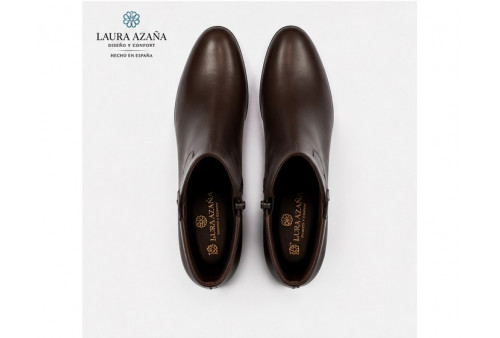 Bota Laura Azaña LA 27905 de piel napa marrón superior
