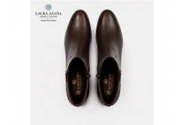 Bota Laura Azaña LA 27905 de piel napa marrón superior